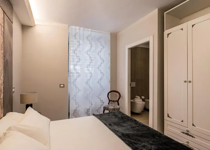 Lyrica - Your At The Opera! Apartament